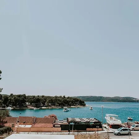 Apartment One Bedroom At 25 M Away From The With Sea View Furnished Balcony And Wifi *