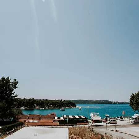 One Bedroom At 25 M Away From The With Sea View Furnished Balcony And Wifi *