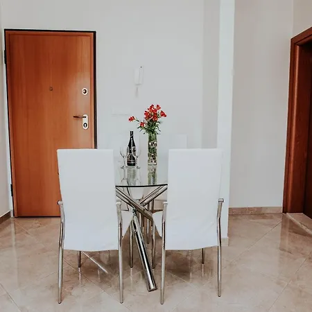 Apartment One Bedroom At 25 M Away From The With Sea View Furnished Balcony And Wifi *